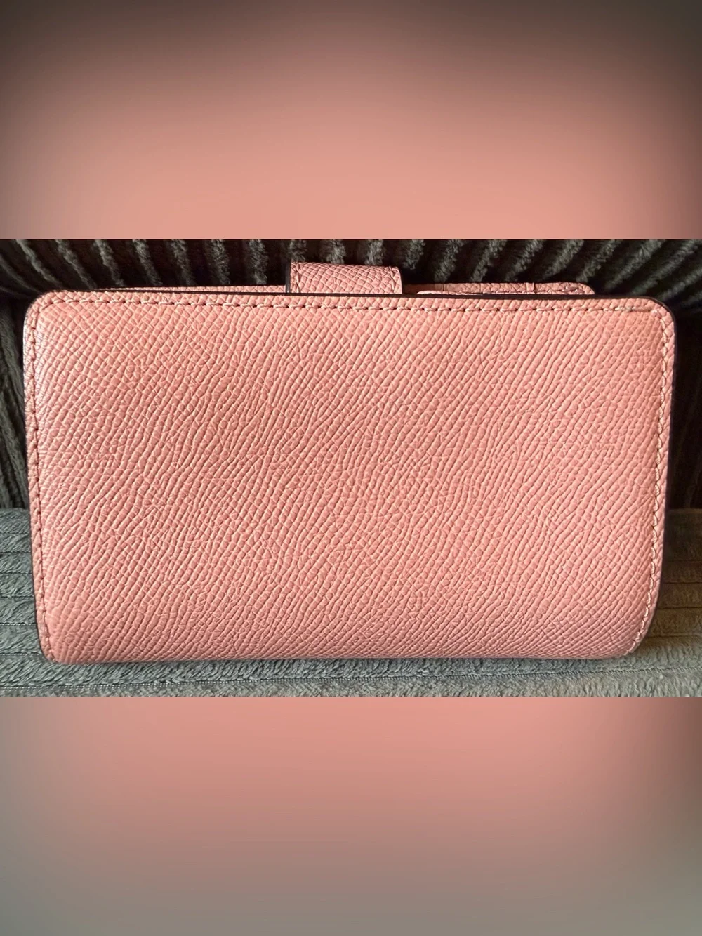 READ Coach Blush Pink Pebbled Leather Snap Wallet Crossgrain